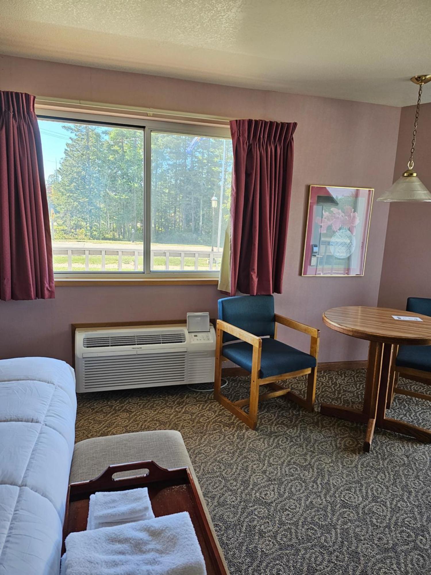 Travelodge By Wyndham Mackinaw City Esterno foto